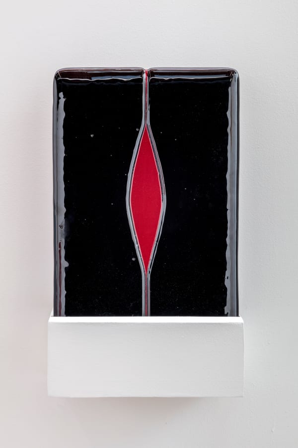 Allegra Hicks Continuous, 2021 Glass
