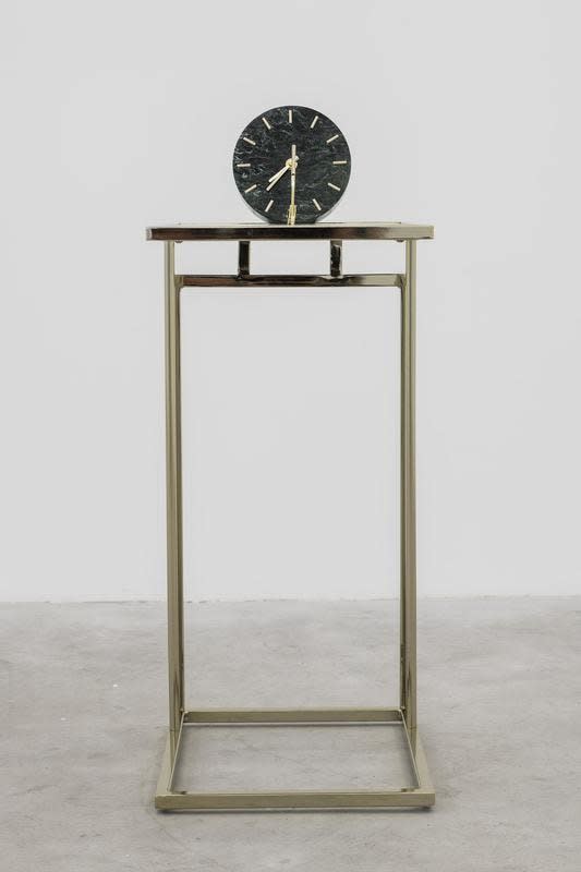 A Straight Razor in the First Act (Gold Green Marble)