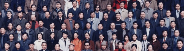 Li Weiyi 李维伊, Family Album Project II 家庭合照 II, 2013 - 2014