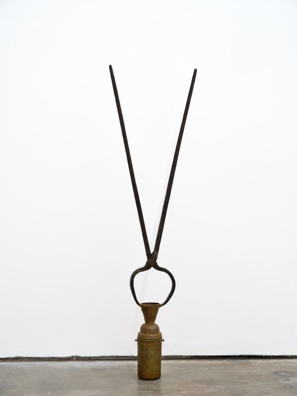 Zhang Yibei 张移北, Vase 花瓶, 2021