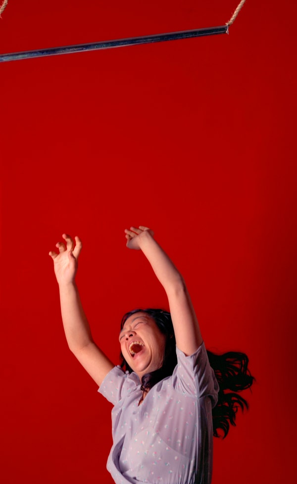 Patty Chang 张怡, Fallen 坠落, 1999