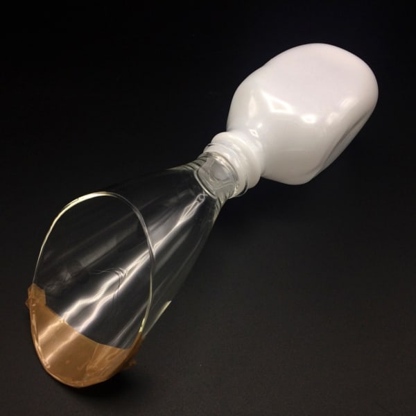 Patty Chang 张怡, Lil white funnel 白色漏斗, 2017