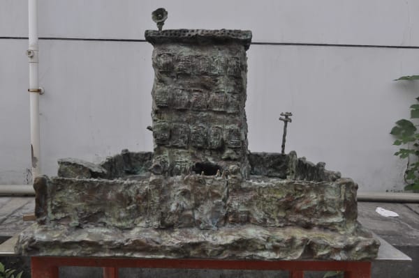 Ouyang Chun 欧阳春, Madhouse 疯人院, 2013