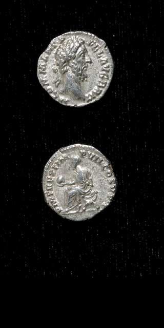 Silver Denarius of Emperor Commodus