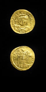 Byzantine Gold Solidus of Emperor Maurice Tiberius