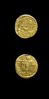Byzantine Gold Solidus of Emperor Maurice Tiberius