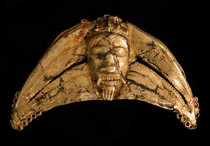 Baule Gold Head-Shaped Pendant