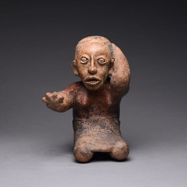 Ameca-Ezatlán Style Jalisco Terracotta Sculpture of a Seated Woman