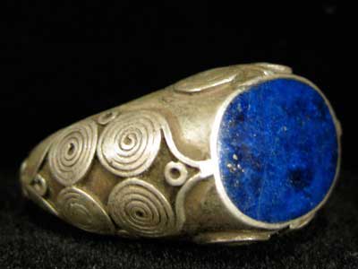 Ottoman Silver Ring Featuring a Lapis Lazuli Stone