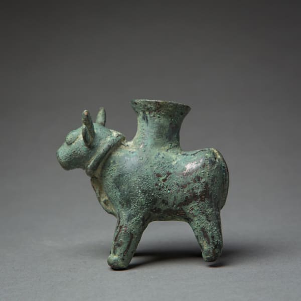 Bactria-Margiana Bronze Cosmetic Vessel in the Shape of a Bull