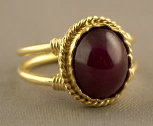 Gold Ring Featuring a Ruby