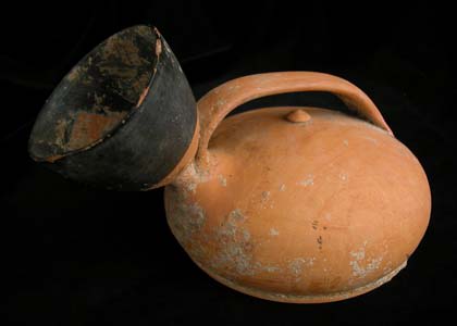 Magna Graecian Bichrome Vessel-Askos