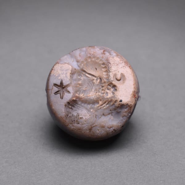 Sassanid Agate Seal with a Royal Portrait