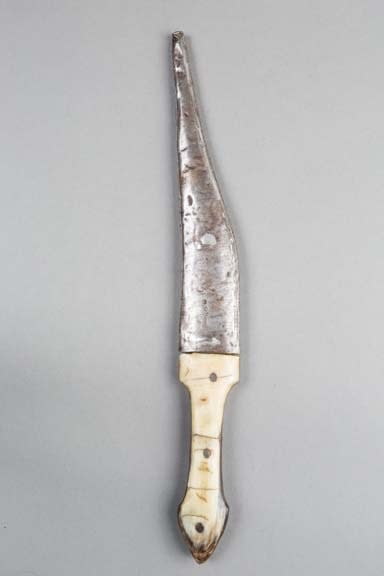 Ivory hilt knife