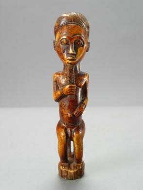 Baule Ivory Sculpture of a Seated Chief