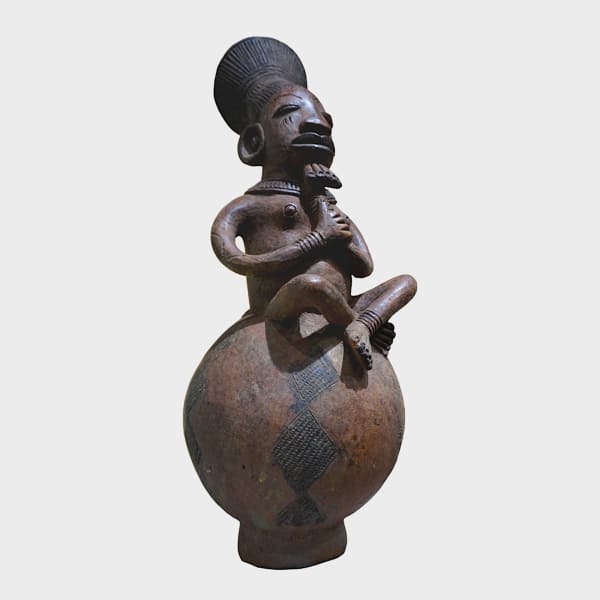 Mangbetu Effigy Vessel, depicting a Seated Man