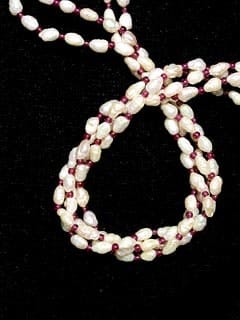 Freshwater Pearl and Garnet Bead Necklace
