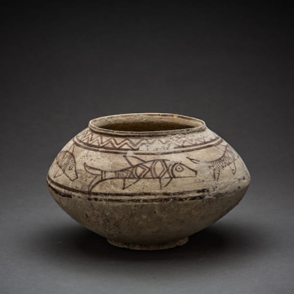 Indus Valley Terracotta Bowl with Fish Motif// published 9064