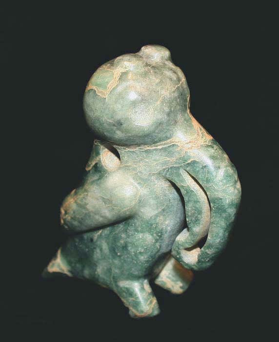 Jade Pendant of a Buzzard