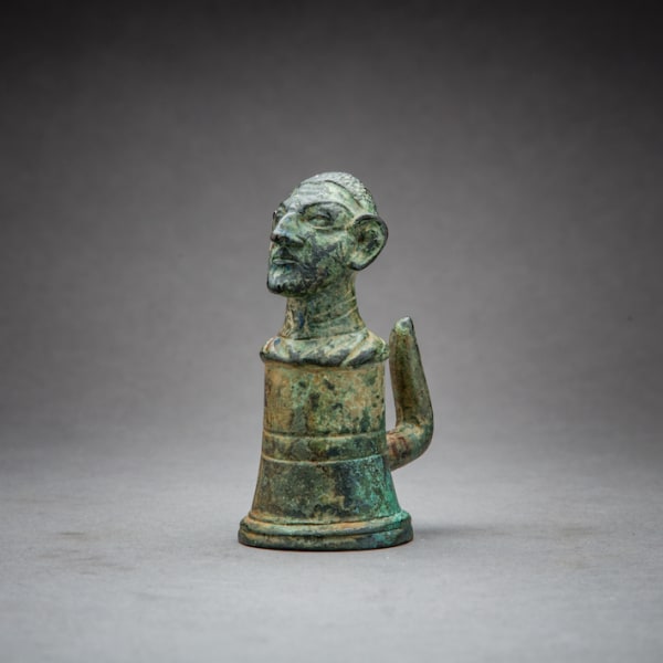 Chariot Fitting Cast