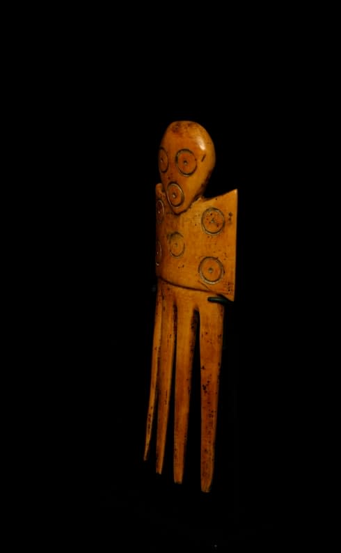 Dinka Ivory Comb