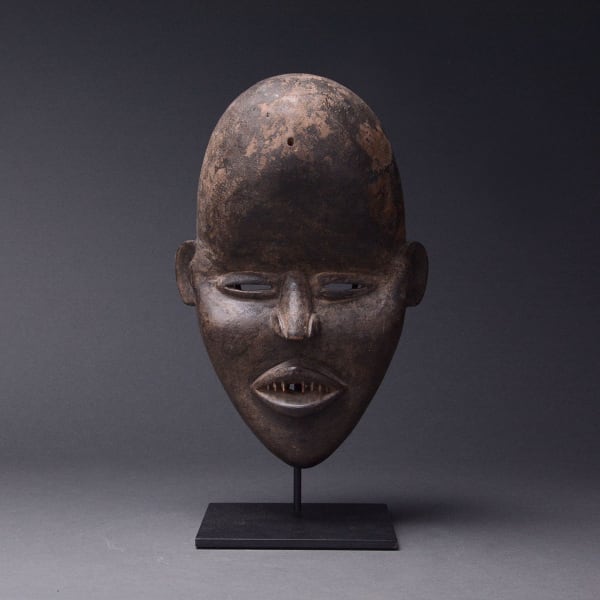 Dan Wooden Deangle Face Mask