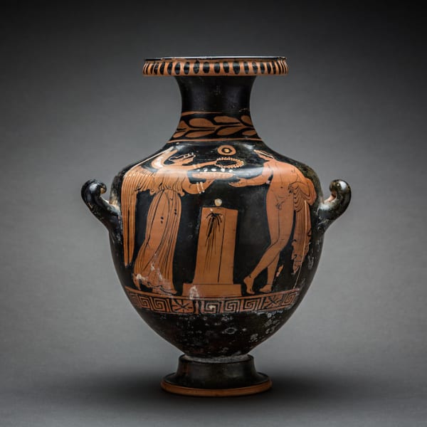 Apulian Red-Figure Hydria, depicting Nike crowning a Youth