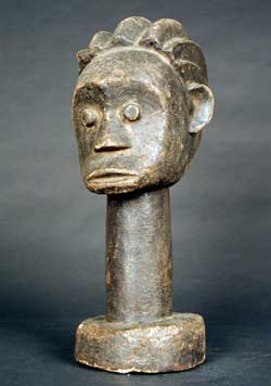 Fang Wooden Sculpture of a Head