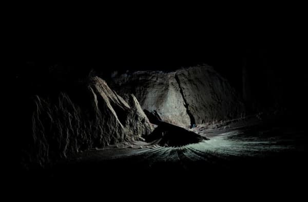 Thibault Brunet Sans Titre #13 (Série Territoires circonscrits), 2016 tirage jet d’encre sur papier Hahnemühle Fine Art Harman contrecollé sur aluminium, encadrement noir sous verre-antireflet 100 x 150 cm 39 3/8 x 59 in