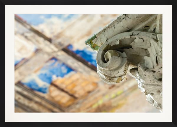 Mario Basner, Strength, Classic Satin Black Frame, White Liner