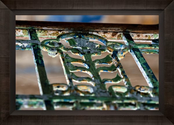 Mario Basner, Untold Stories, Tabacchino Frame, Dark Ash, Black Liner