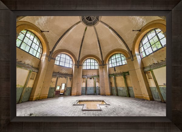 Mario Basner, Bathhouse, Tabacchino Frame, Dark Ash, Black Liner