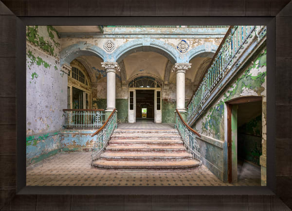 Mario Basner, Entrance, Tabacchino Frame, Dark Ash Liner