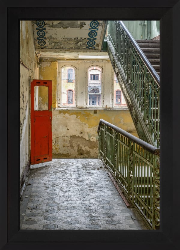 Mario Basner, Discomfort Within, Classic Satin Black Frame, Black Liner