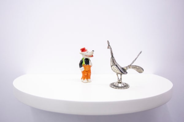 Liliana Porter, Dialogue (with metal bird), 2014