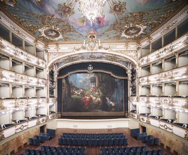 Candida Höfer, Teatro Comunale di Carpi III 2011
