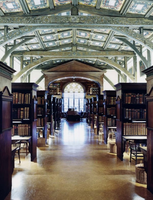 Candida Höfer, Arts End Oxford I 2004