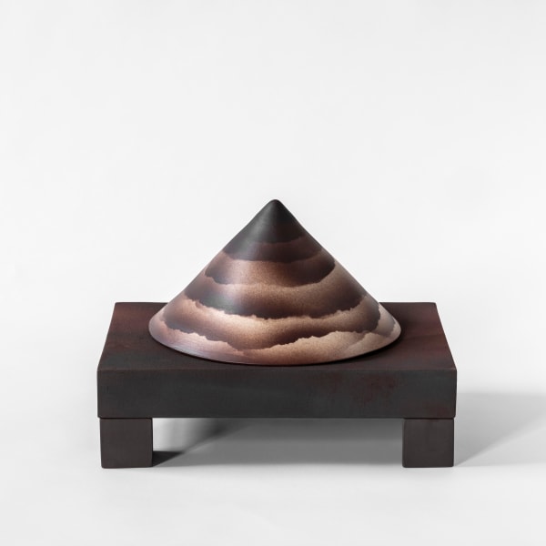 Mia E Göransson, Landad, 2025