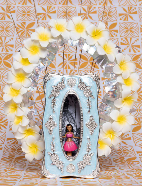 Nina Oberg Humphries, Ura for Air New Zealand (white), 2023