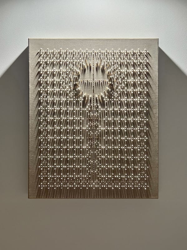 Shannon Novak, med, čežnja (honey, longing), 2025