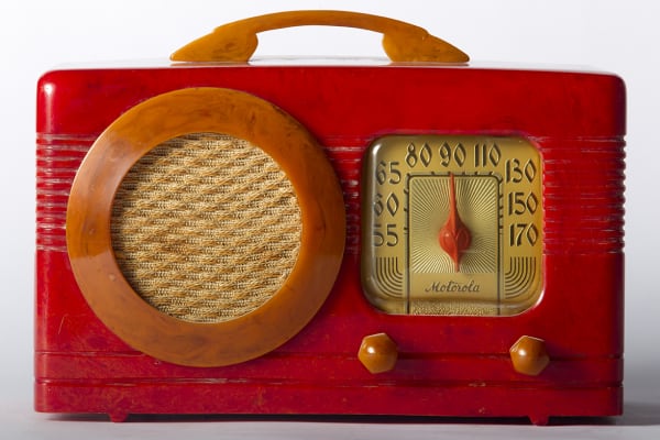 Catalin Radio, Motorola 50SX Circle Grille, 1940
