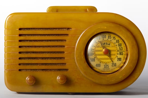 Catalin Radio, Fada 1000 Bullet, 1945