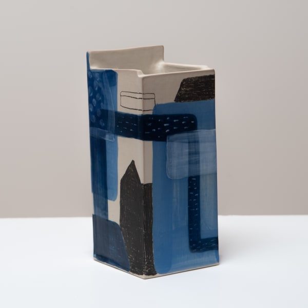 Neridah Stockley Untitled , 2024 stoneware with underglaze and glaze 25 x 10 x 10.5 cm