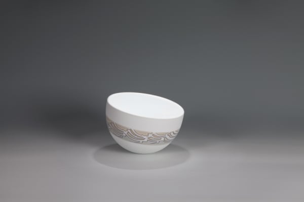 Les Blakebrough Southerly, 2017.0 small tilted bowl, metal salts 12.5 x 17cm