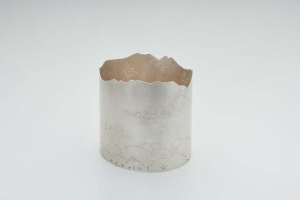 Marian Hosking Buttongrass vessel, 2021 925 silver, sassafras timber 12 x 11.5 x 10 cm