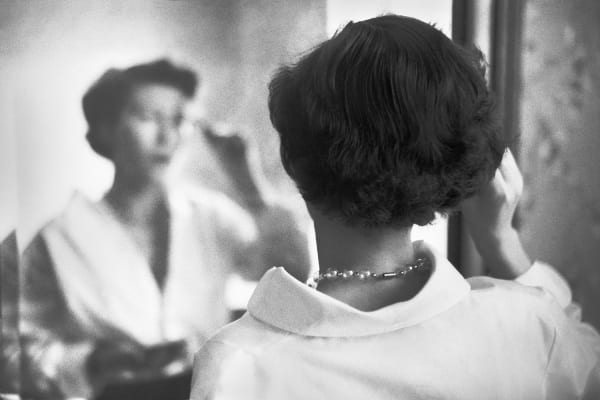 René Groebli, Makeup/Schminken (#509), Paris, Das Auge der Liebe, Vintage, 1952