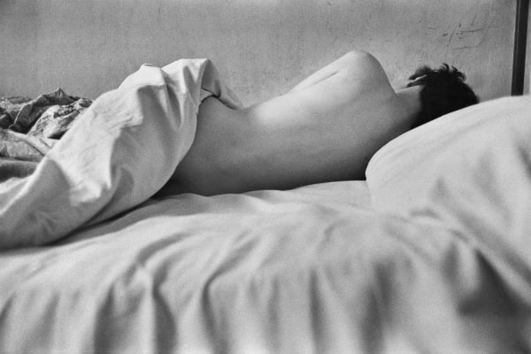 René Groebli, Lying nude/Liegender Akt (#532), Paris, Das Auge der Liebe, 1952