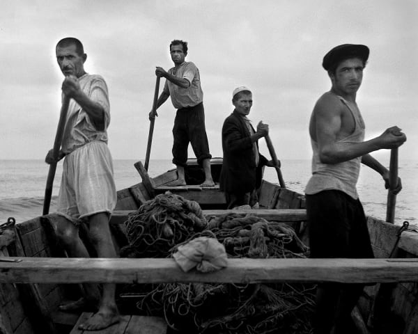 René Groebli, Caviar fishermen II, Caspian Sea / Kaviarfischer II, Kaspisches Meer, Babolsar {#1738), 1951