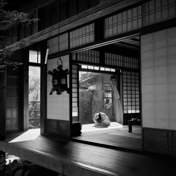 Werner Bischof, Priester im Ryoanji-Tempel, Kyoto, Japan, 1951