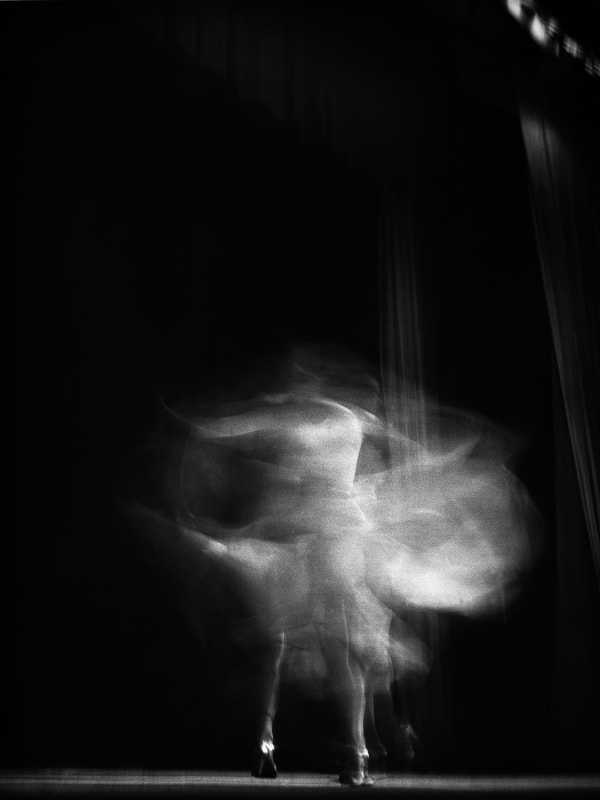 René Groebli, Indian dancer from the group Ram Gopal/Indischer Tänzer aus der Tanzgruppe Ram Gopal (#613), 1948